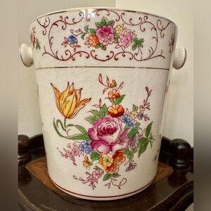 Vtg Floral Cache Pot Double Handles with Gold Trim Made in Japan 6.5” tall